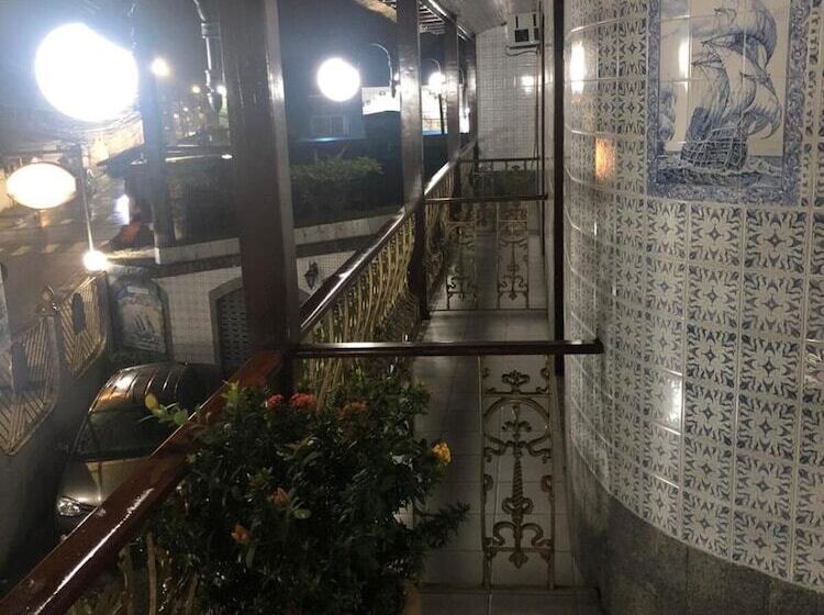 ホテル Pousada Caravela