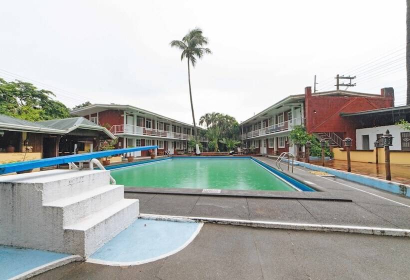 فندق Reddoorz Premium @ Clarkview Angeles City