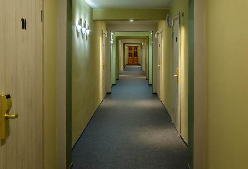 هتل روستایی Park Hotel Sobolinka