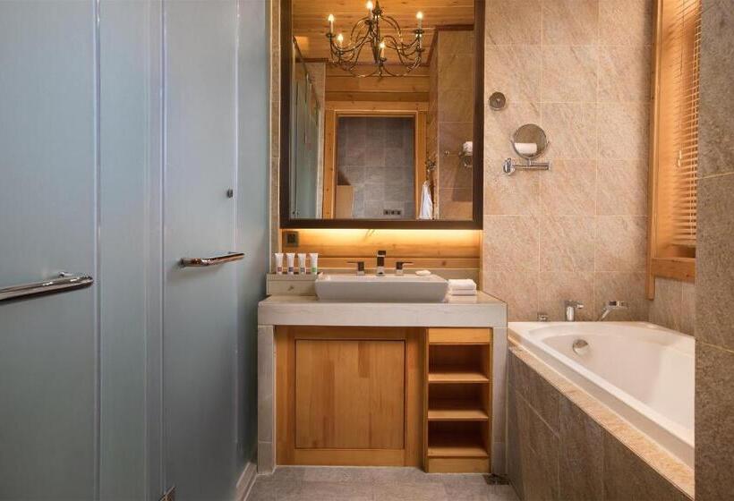 فندق Swissôtel Resort Changbaishan