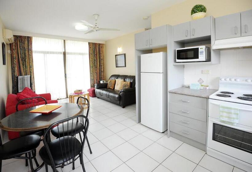 Отель The Tahitian