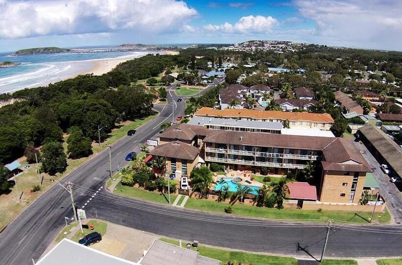 Отель The Tahitian