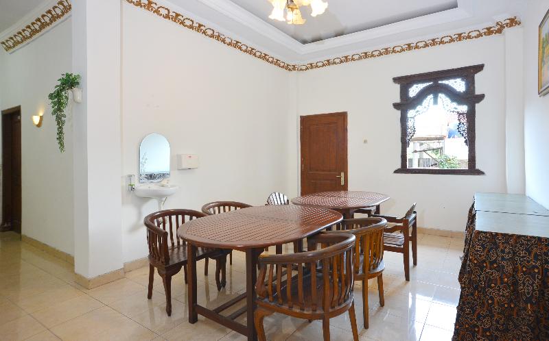 בית מלון כפרי Wijaya By Oyo Rooms