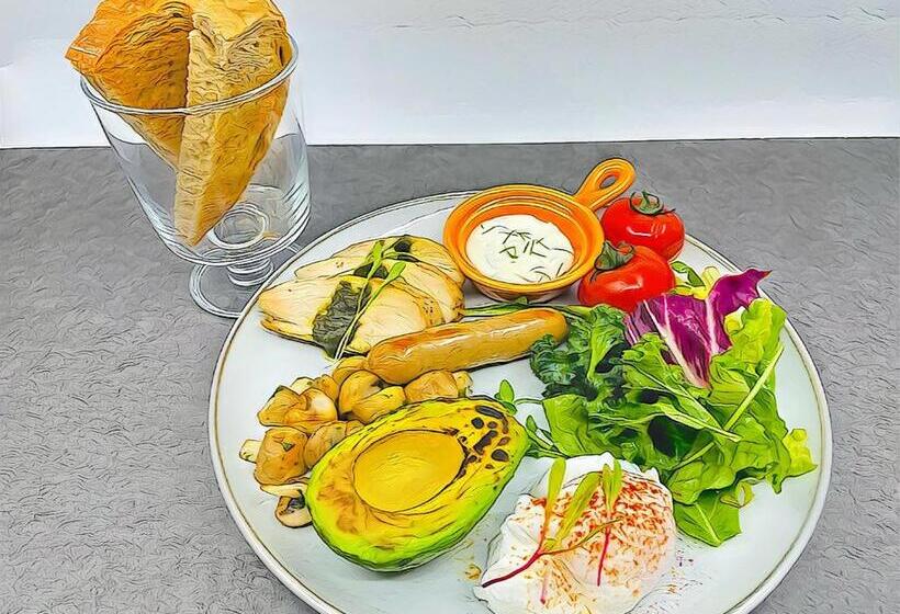 Kaiyue Hotel Zhongshan Road St Michael S Cathedral And Zhanqiao Pier Qingdao