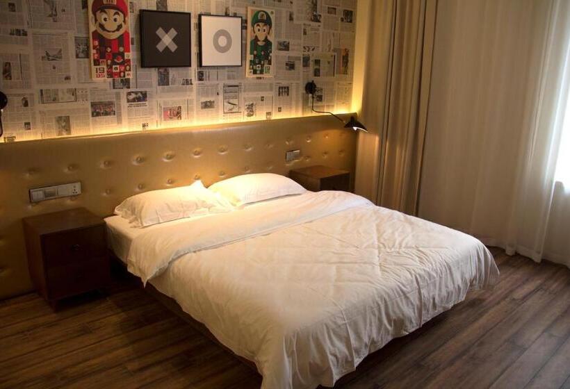 Kaiyue Hotel Zhongshan Road St Michael S Cathedral And Zhanqiao Pier Qingdao