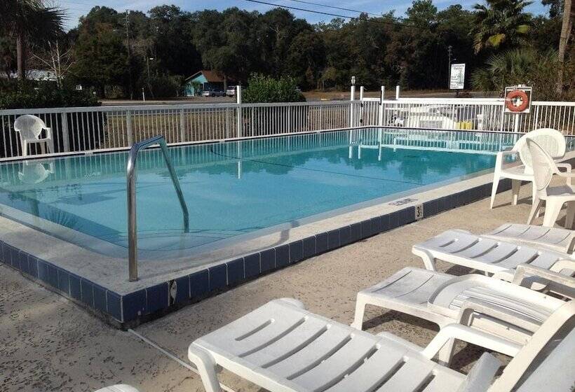 فندق Suwannee Gables