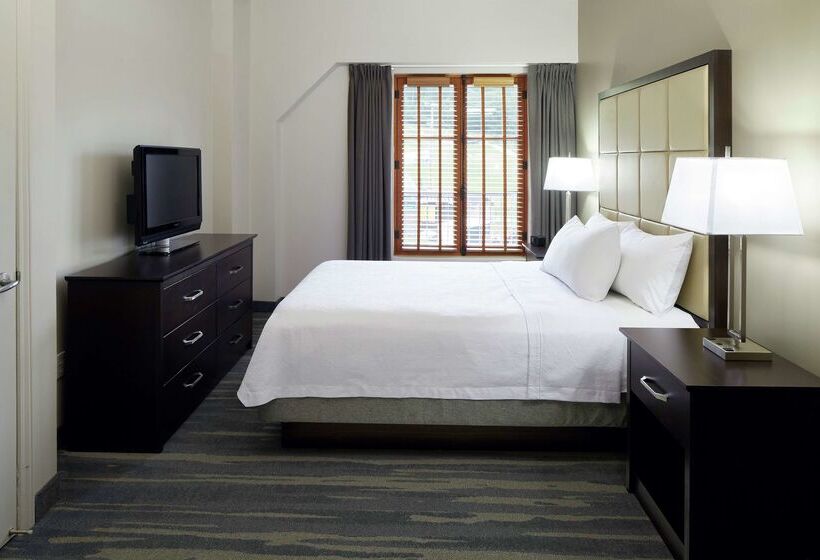 Homewood Suites By Hilton Monttremblant Resort