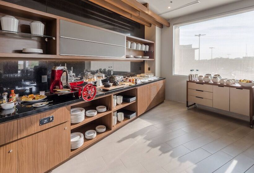 Ac Hotel By Marriott Guadalajara Expo