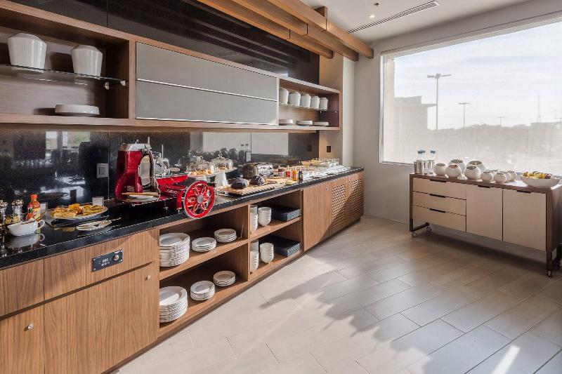 Ac Hotel By Marriott Guadalajara Expo