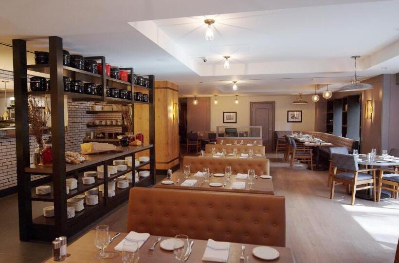 فندق Aka Back Bay