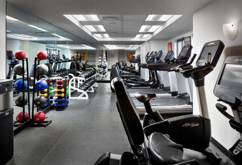 فندق Aka Back Bay