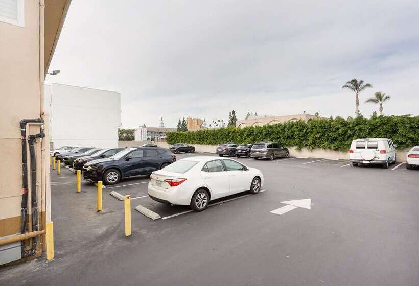 호텔 Americas Best Value Inn & Suites Anaheim