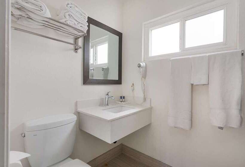 호텔 Americas Best Value Inn & Suites Anaheim