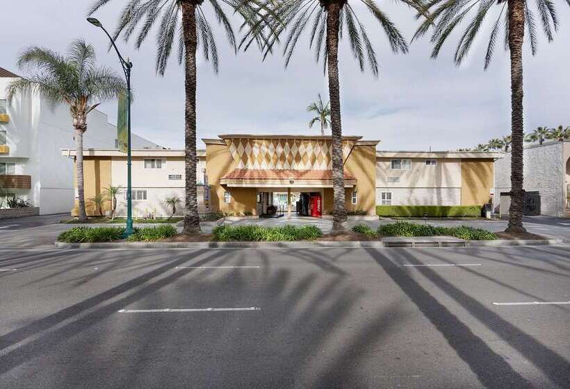 호텔 Americas Best Value Inn & Suites Anaheim