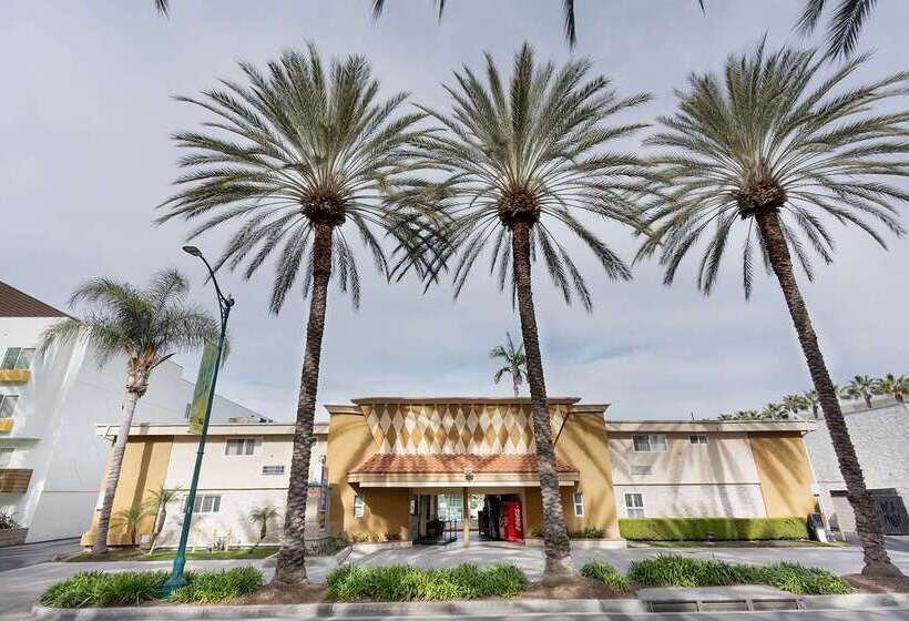 호텔 Americas Best Value Inn & Suites Anaheim