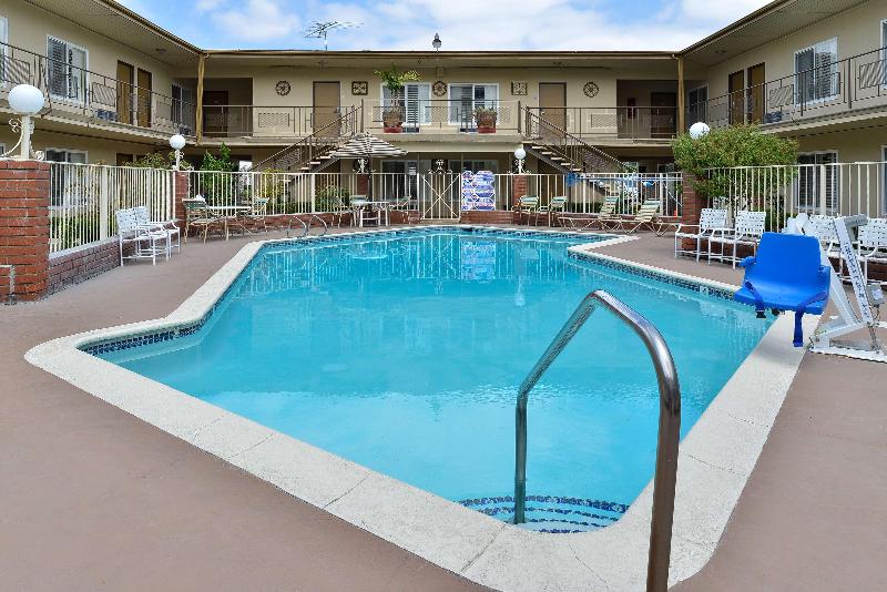 호텔 Americas Best Value Inn & Suites Anaheim