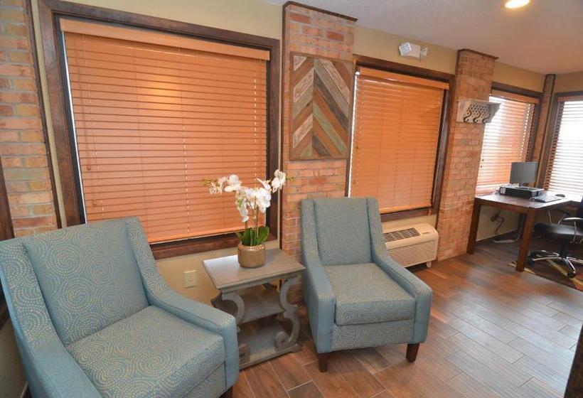 בית מלון כפרי Americinn By Wyndham Mount Pleasant