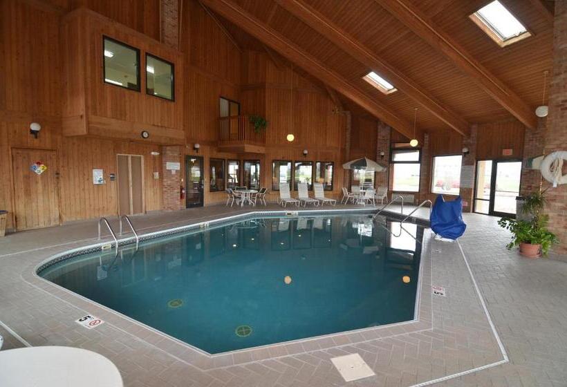 בית מלון כפרי Americinn By Wyndham Mount Pleasant