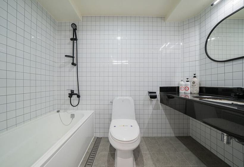 בית מלון כפרי At Home