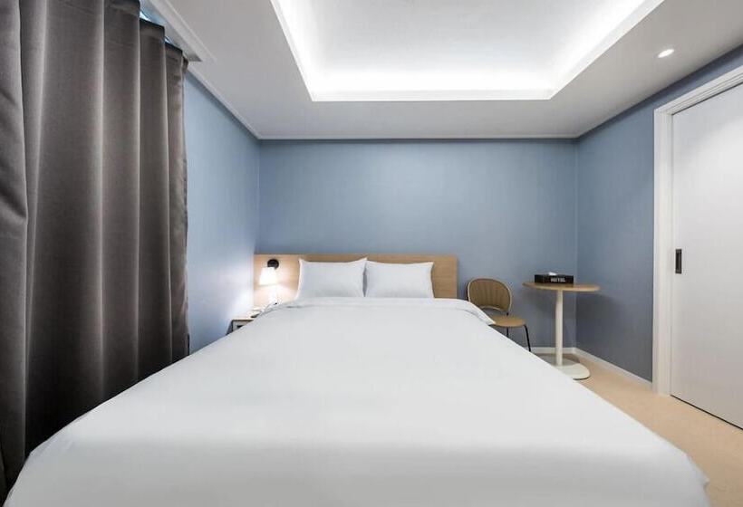 בית מלון כפרי At Home