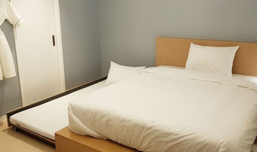 בית מלון כפרי At Home