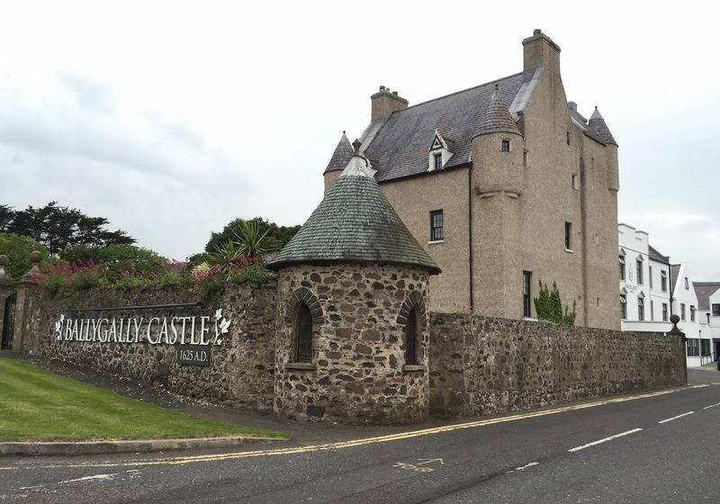 فندق Ballygally Castle