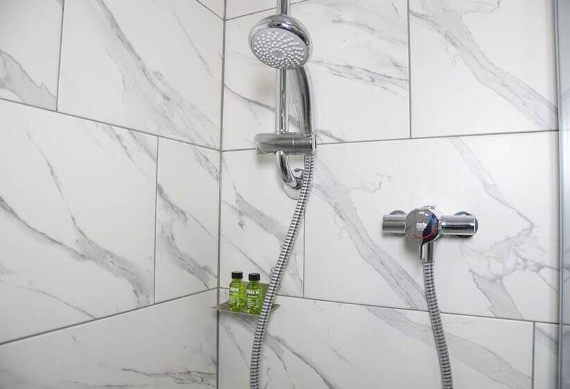 فندق Best Western Manor