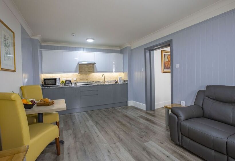 فندق Best Western Manor