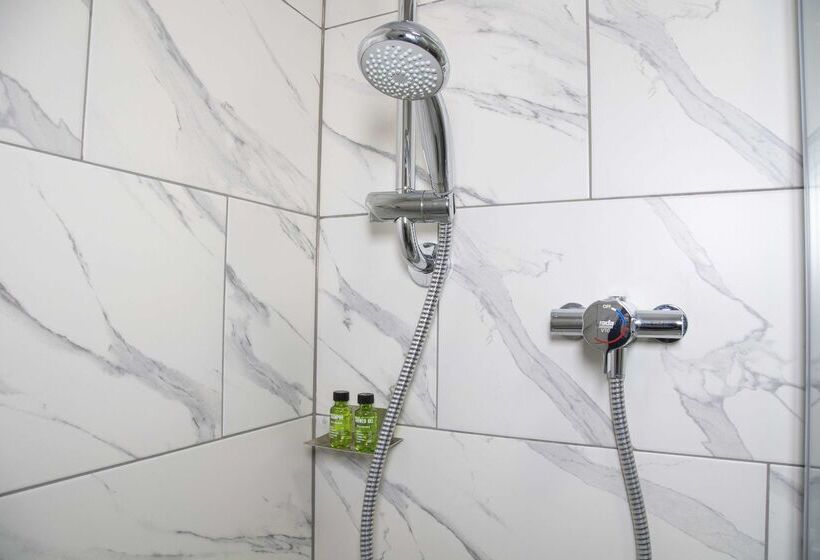 فندق Best Western Manor