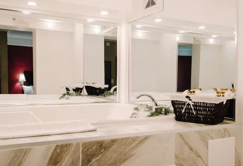 فندق Best Western Plus Bowmanville