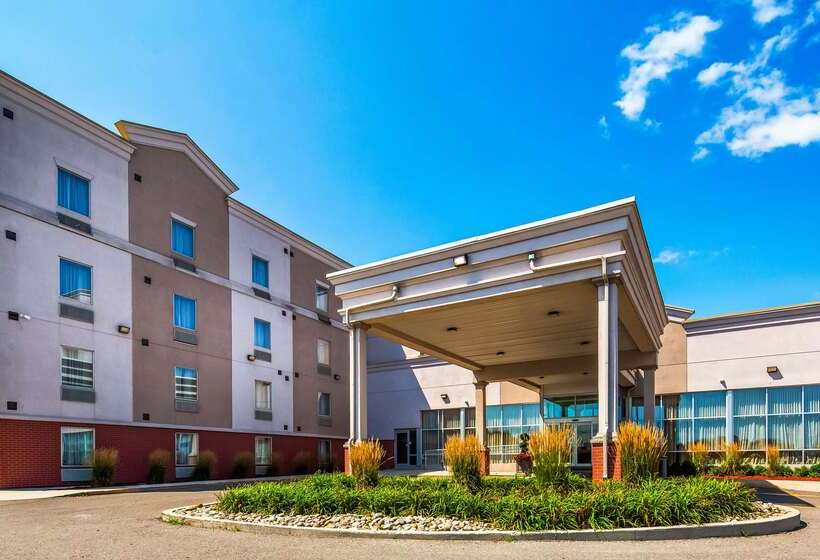 فندق Best Western Plus Bowmanville