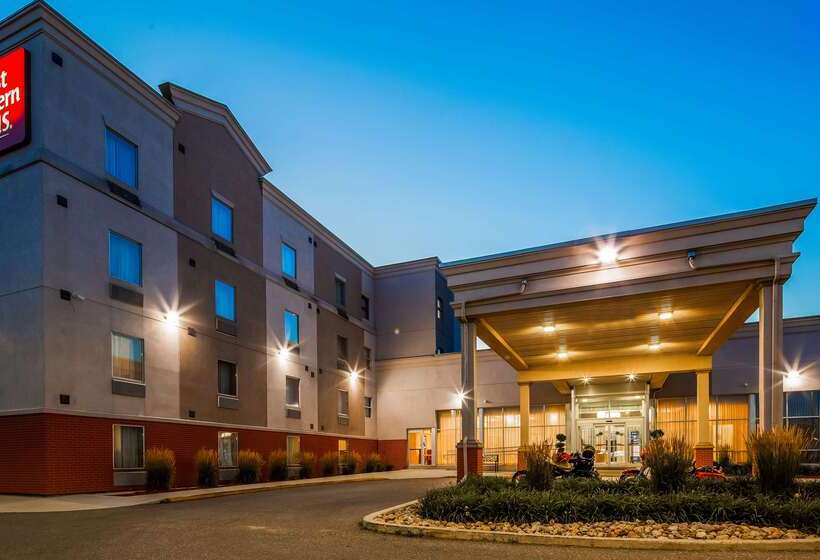فندق Best Western Plus Bowmanville