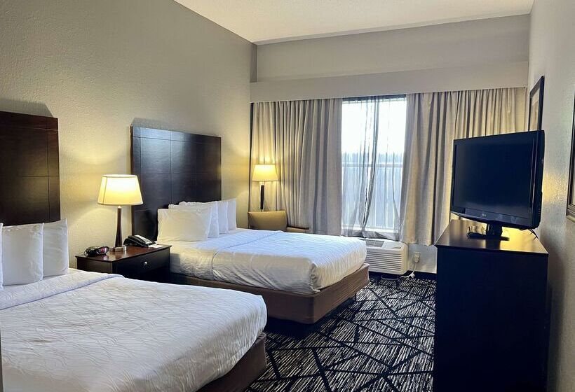 هتل Best Western Plus Hobby Airport Inn And Suites