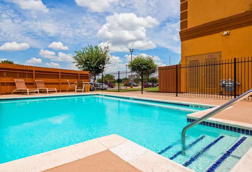 هتل Best Western Plus Hobby Airport Inn And Suites