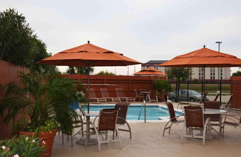 هتل Best Western Plus Hobby Airport Inn And Suites