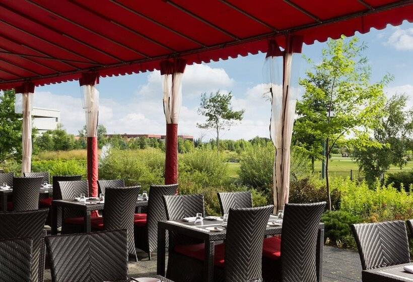 Отель Brookstreet