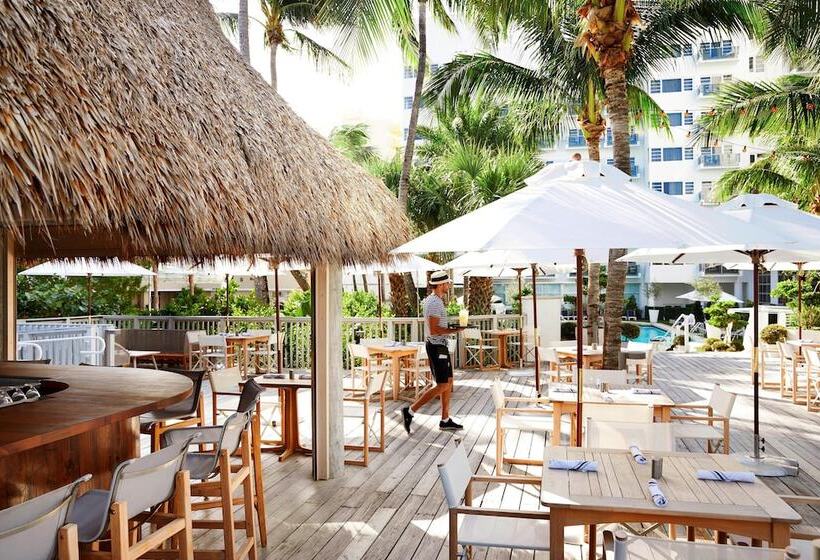 Cadillac Hotel & Beach Club, Autograph Collection