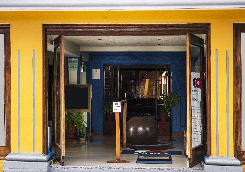 Capital O Hotel Central, Xalapa