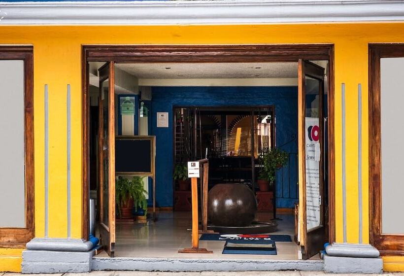 Capital O Hotel Central, Xalapa