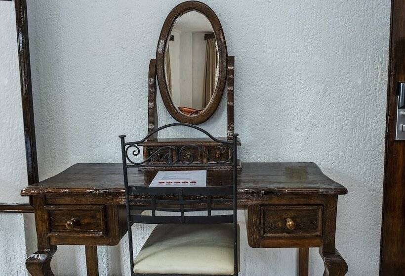 Capital O Hotel Central, Xalapa