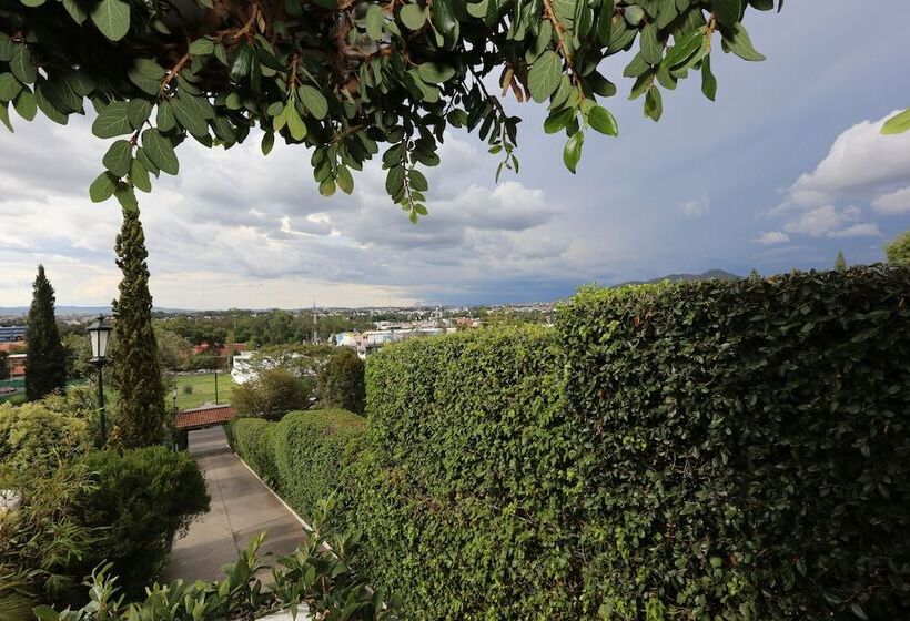 Отель Casa De La Loma