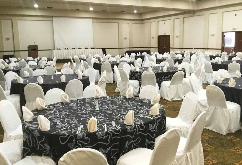 هتل Casa Grande Chihuahua