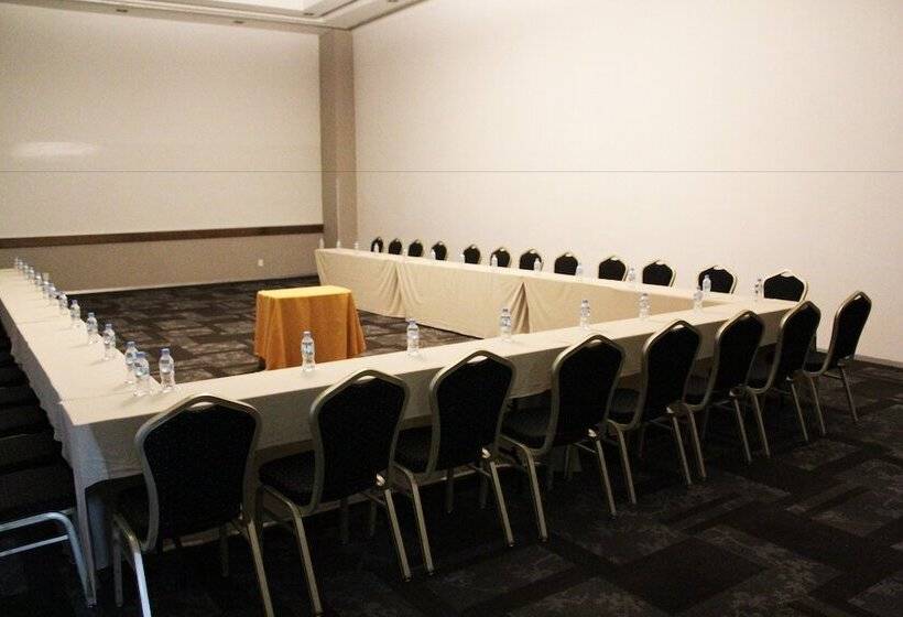 Casa Inn Premium Hotel Queretaro