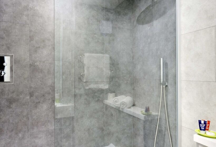 בית מלון כפרי Cedar Court Bradford