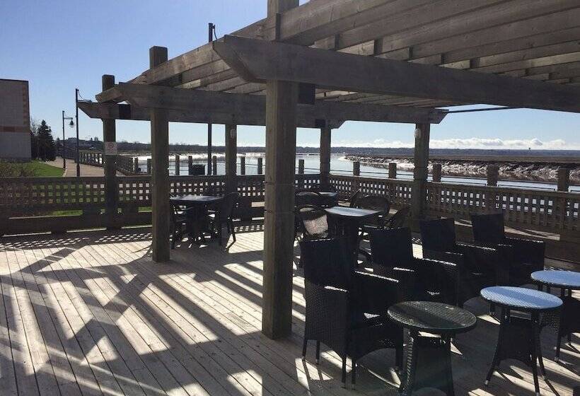 בית מלון כפרי Chateau Moncton Trademark Collection By Wyndham