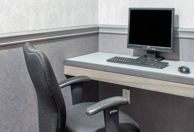 בית מלון כפרי Chateau Moncton Trademark Collection By Wyndham