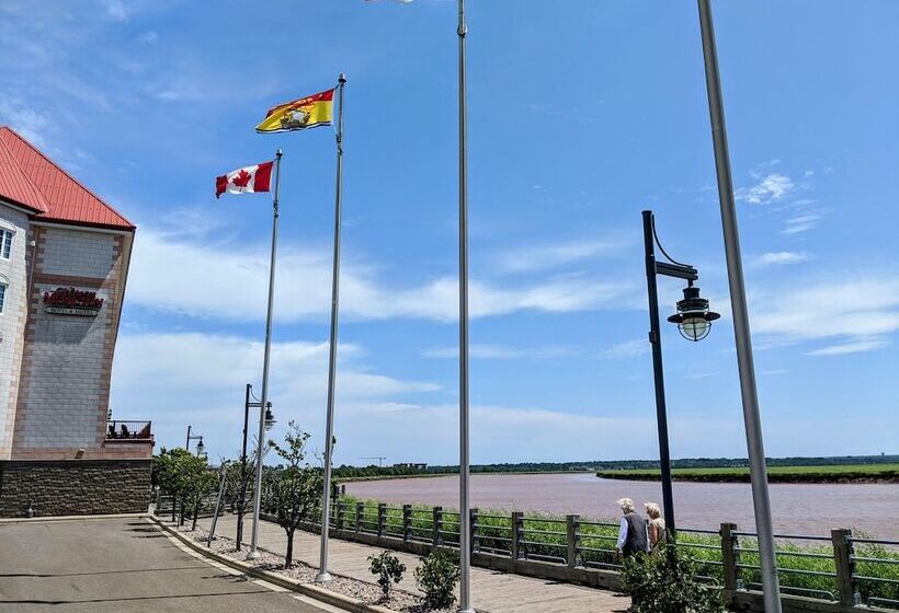 בית מלון כפרי Chateau Moncton Trademark Collection By Wyndham