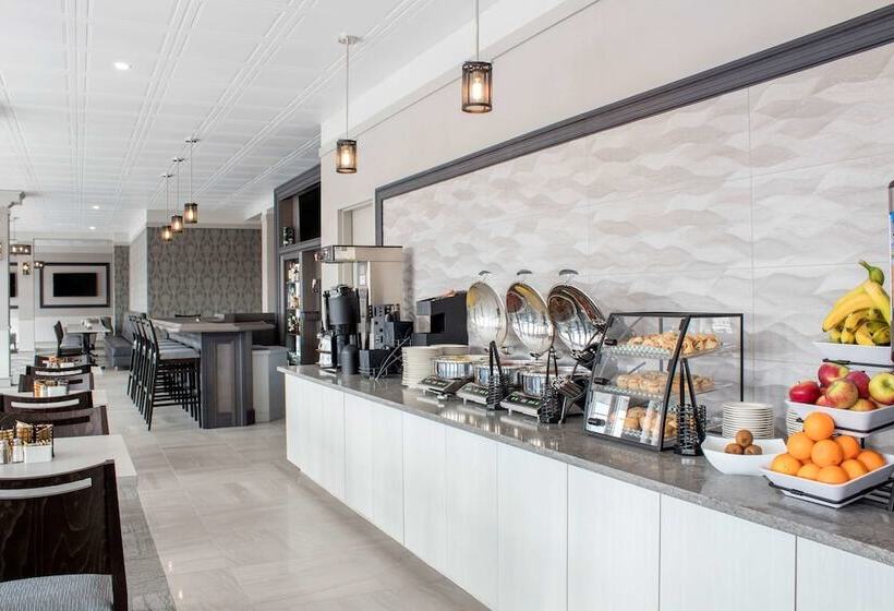 בית מלון כפרי Chateau Moncton Trademark Collection By Wyndham