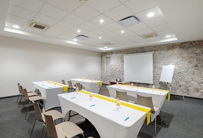 ホテル City Express By Marriott Puebla Centro