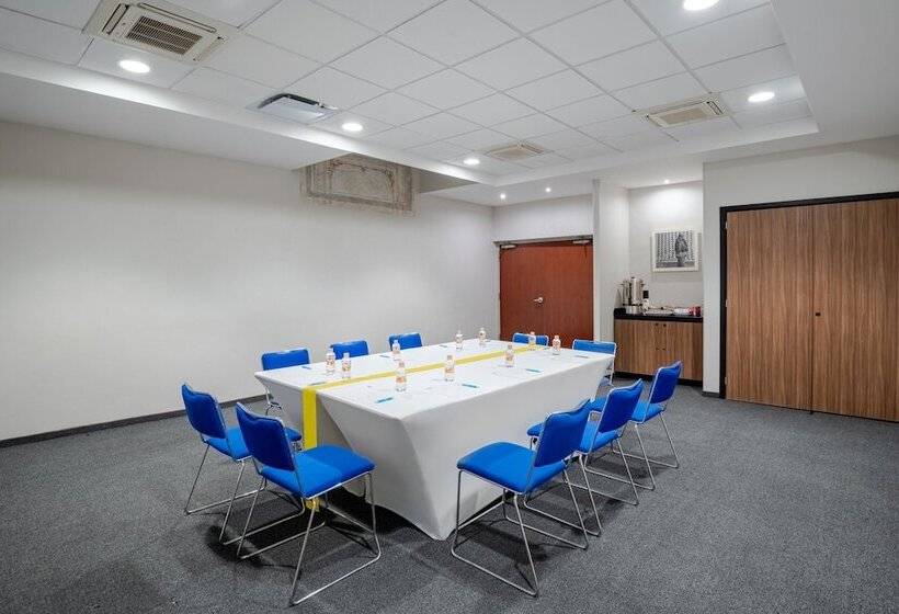 ホテル City Express By Marriott Puebla Centro